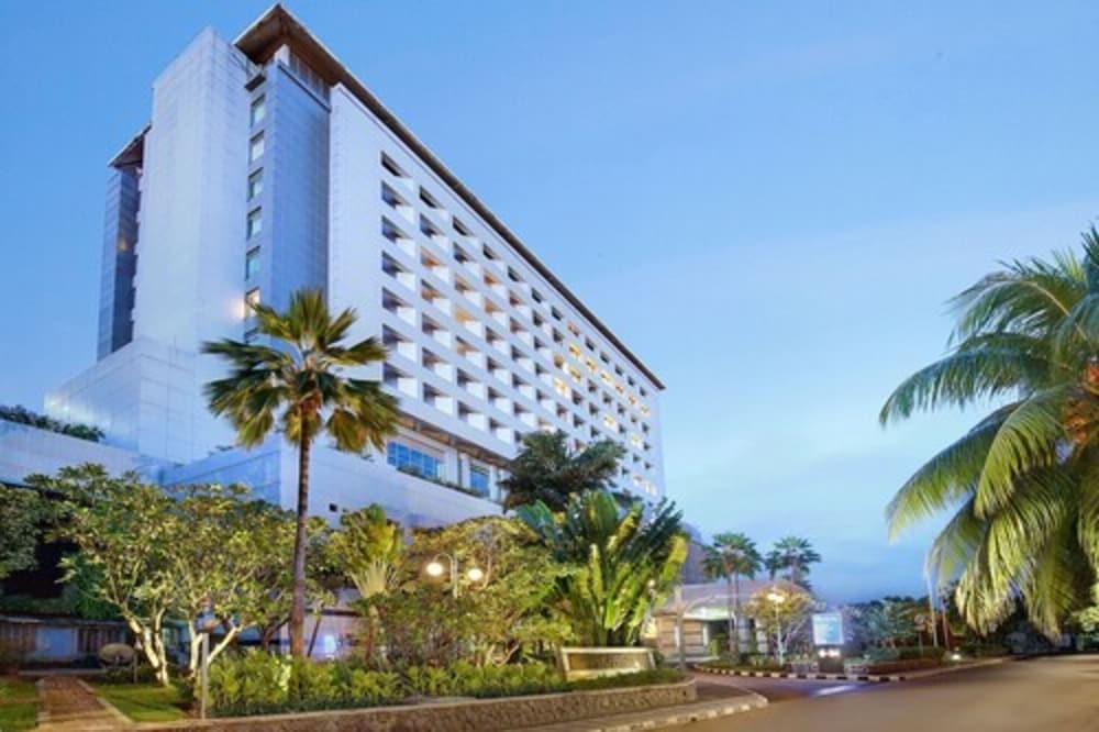 Hotel Bidakara Jakarta Ngoại thất bức ảnh