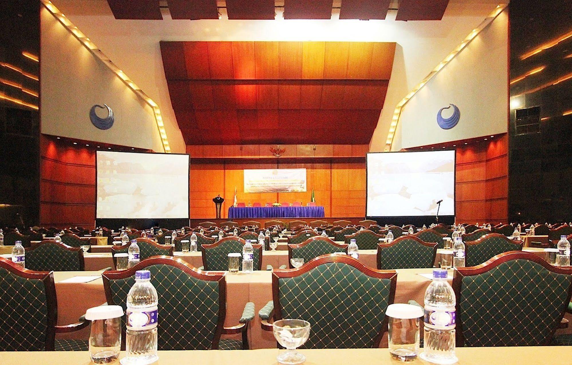Hotel Bidakara Jakarta Ngoại thất bức ảnh