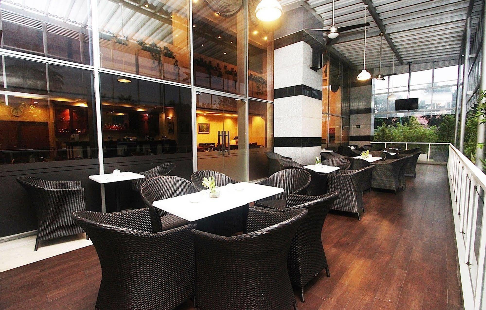 Hotel Bidakara Jakarta Ngoại thất bức ảnh